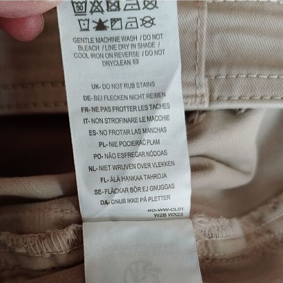 Boden twill ankle gathered pants size 10 - Picture 11 of 11